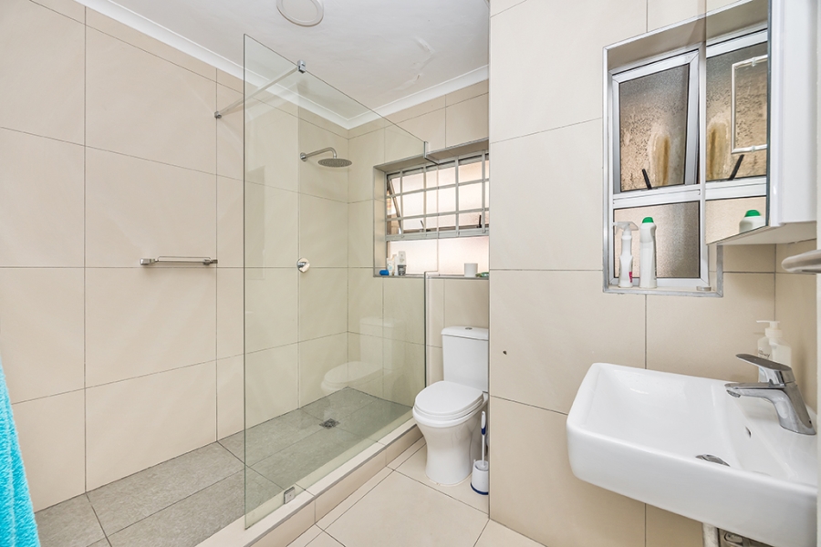 To Let 2 Bedroom Property for Rent in Rondebosch Western Cape